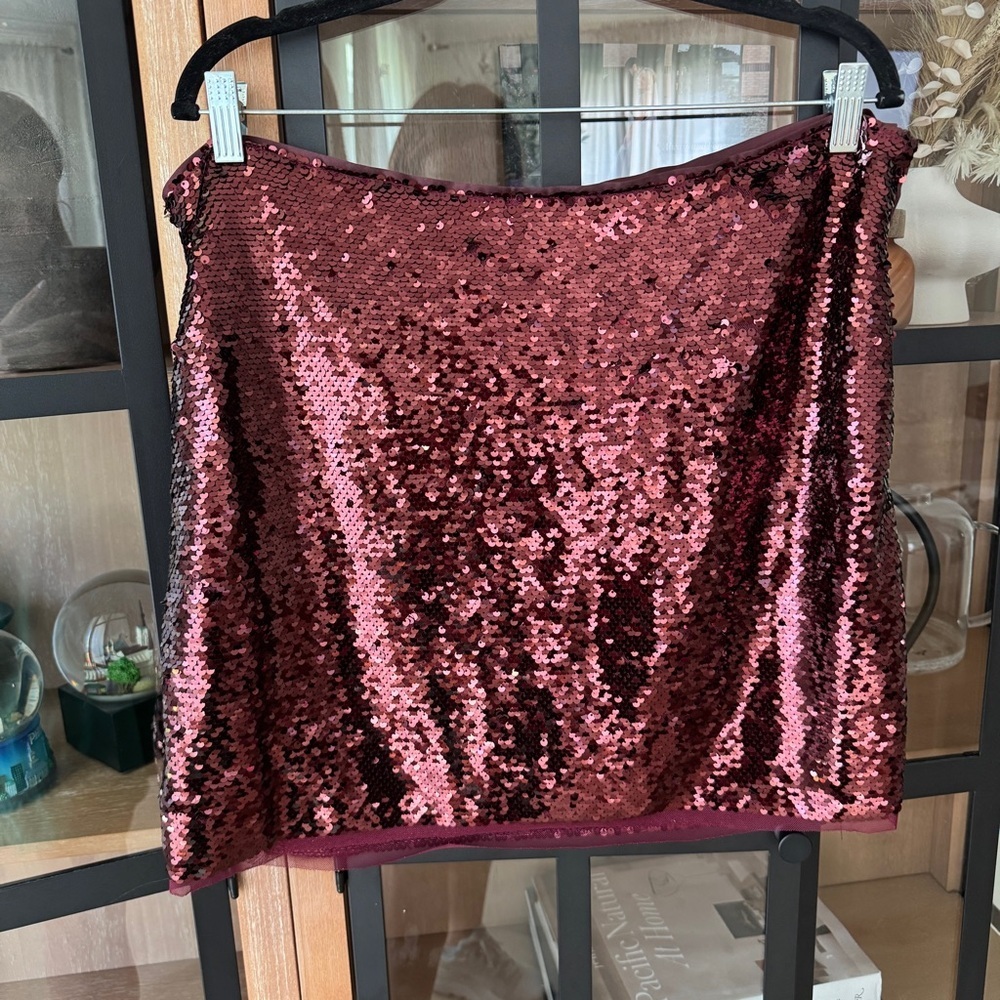 H&M sequined skirt plus size Bordeaux wine burgundy curve mini a-lind Christmas
